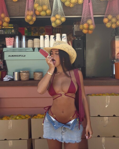 1000383702072ac690e060e01a