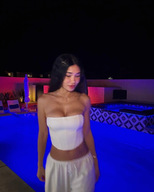 1000385936ec66cc9aeee2e5e0