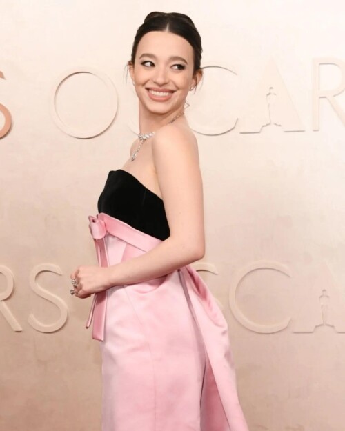 100039056364ca4b79c760acc6