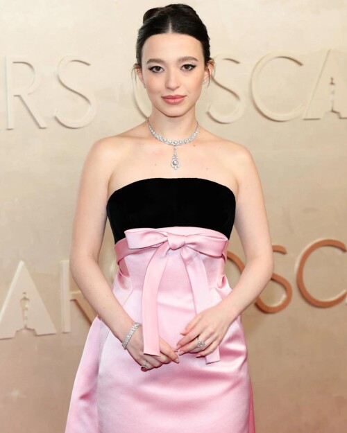 1000390573c07b9aad2b38c56e