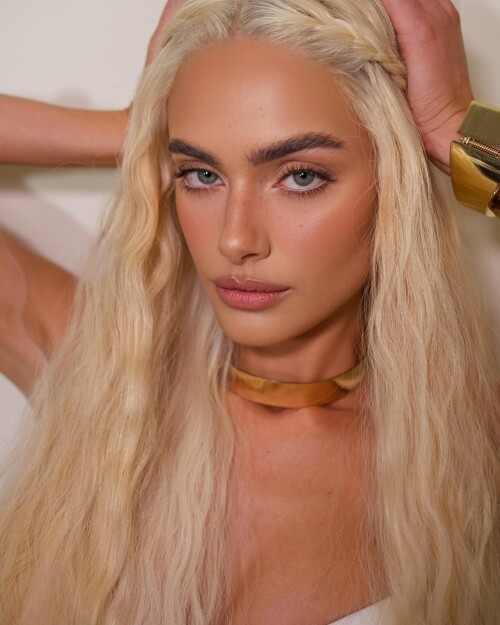 1000394321907e371f328496d2