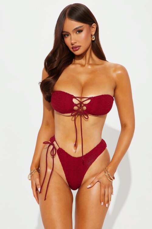 1000407419df0a785285940562