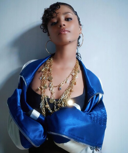 10004116070d05bb9d55ac67dd