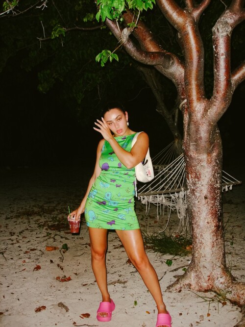 1000415284f63055ff792147eb