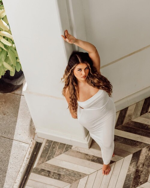 100041951907bb34e77b9ffe3b