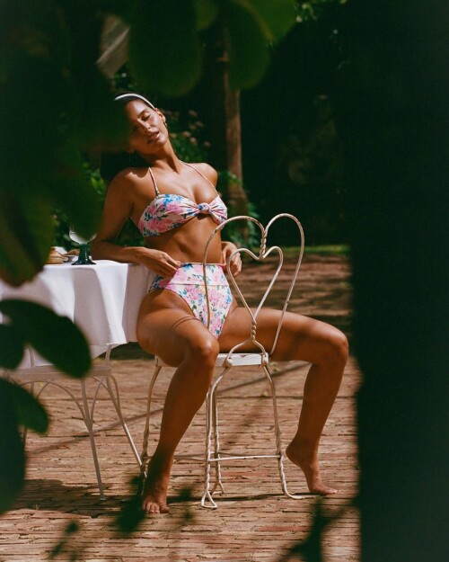 10004202714eb8d12fc34422b1