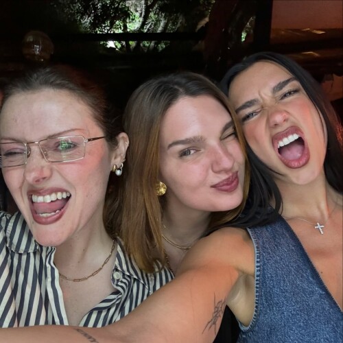 100042431272f9f906adae18d4