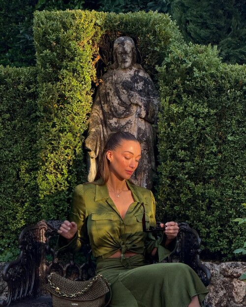 1000431739f36be52f8142b54c