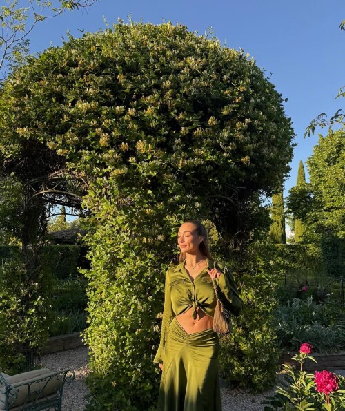 1000431740c1485079015d5717