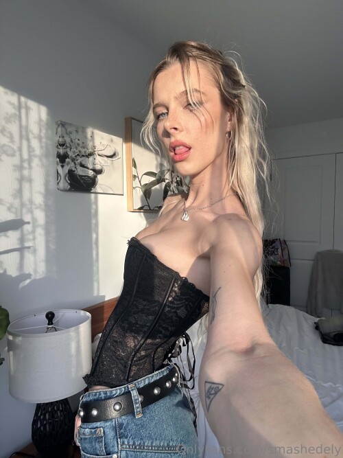 1000432699267607bd48c9c557