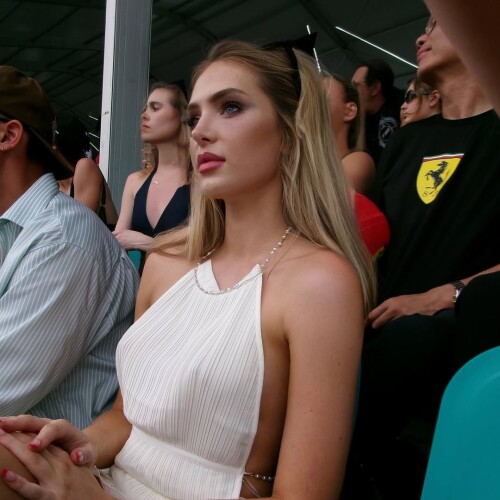 100043702892bda36ed6bff0a8