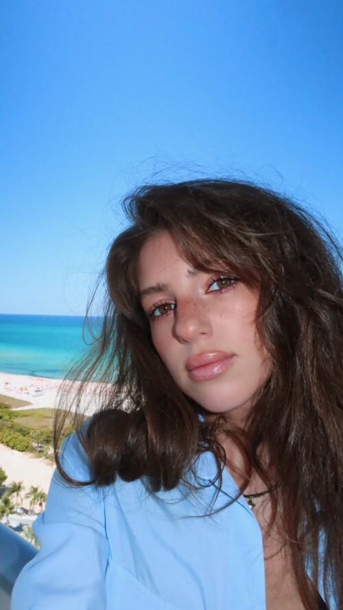 10004381568b65137ee18d9cd5