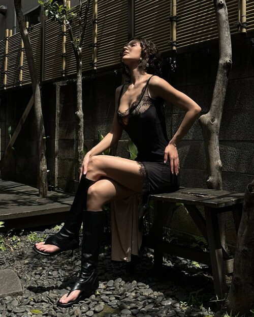 10004496093634ffbe8e93c85f