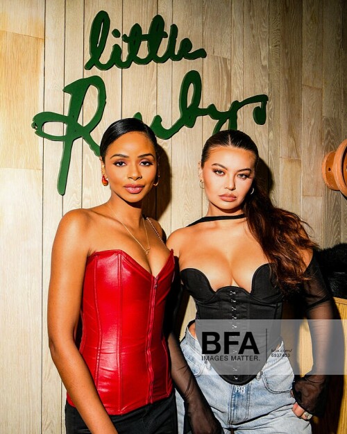 1000469465fff7ead9f38d5b3f