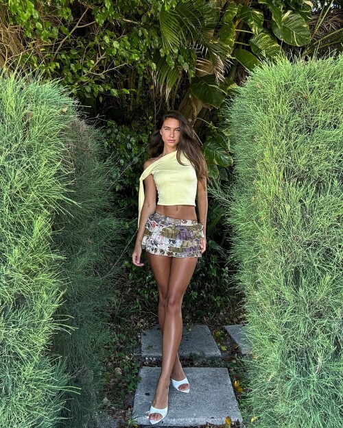 1000470339525b73e41d89db9d