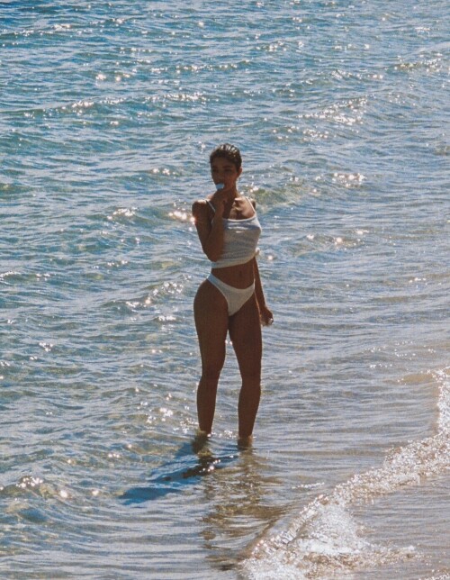 1000475676559e42bc8667f806