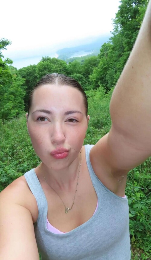 1000476055dd24ebf08560b840