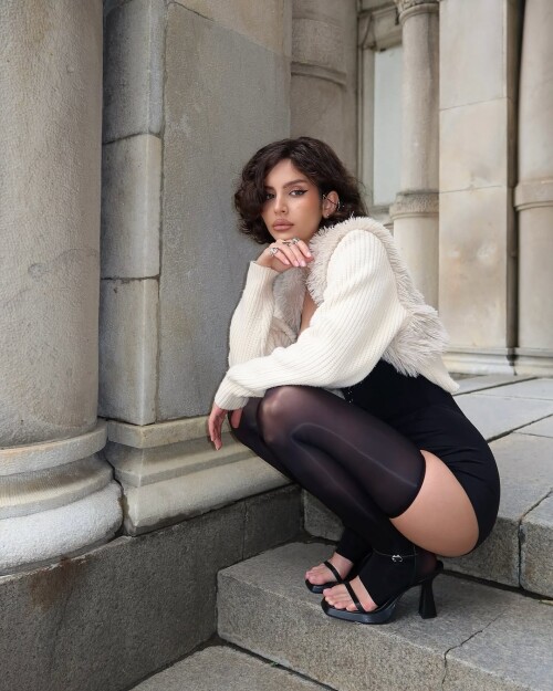 100047644685ba9733d1803e55