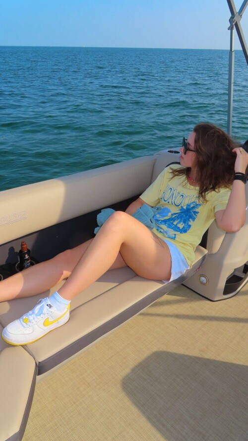 1000477390734d81abb3dcec94