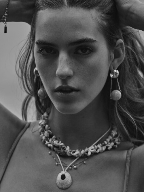 100047843215fa691c48ddb44d