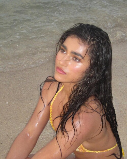 1000478839b747573a16e2740e