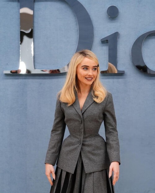 1000484485b364eac76ddc506e