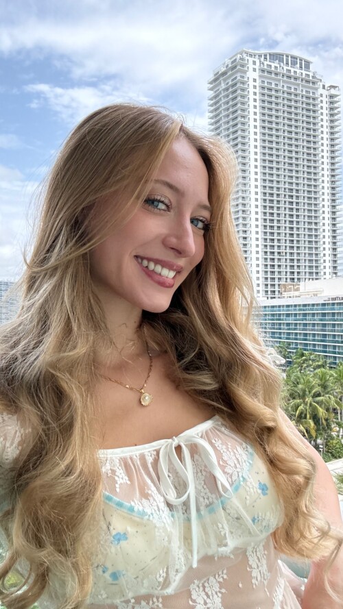 10004847363ca5c244d21d5f8b9a1c5f85889d1e2a