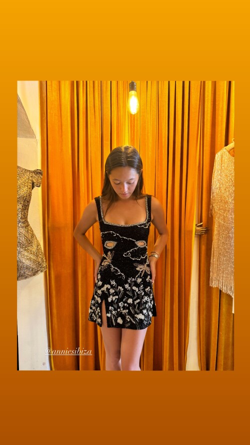 1000487792a94621697ff2c08b