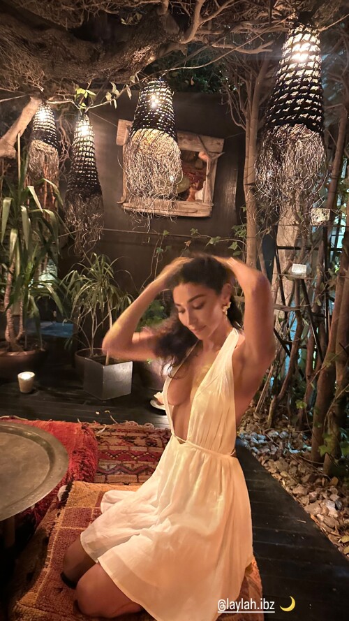 100048837381df9d49118b08f1