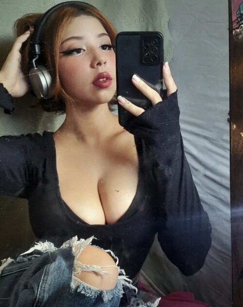 10004944590fb501ddce48c70b