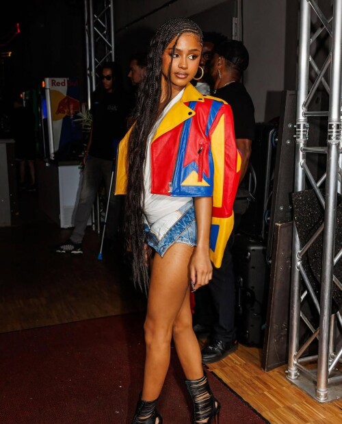 100051481352cc42a9b4285170