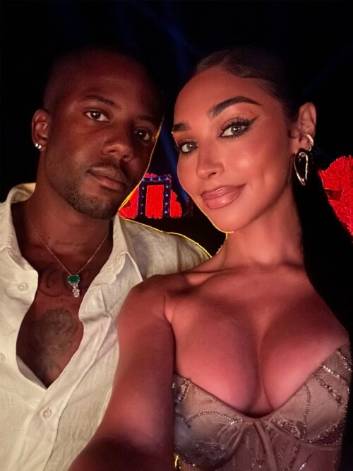 10005266597e5c194efb59146e