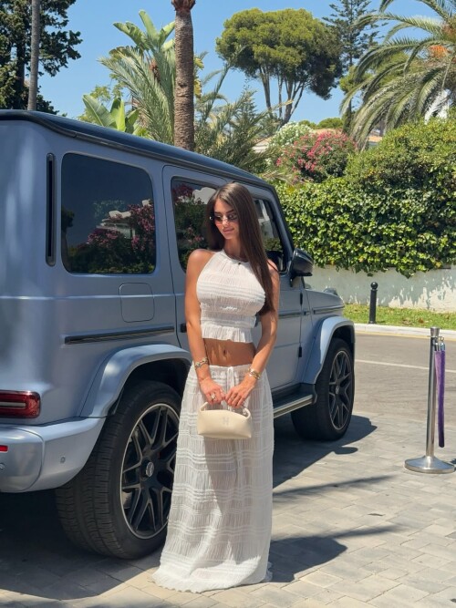 1000532558c89973d6accb7a0f