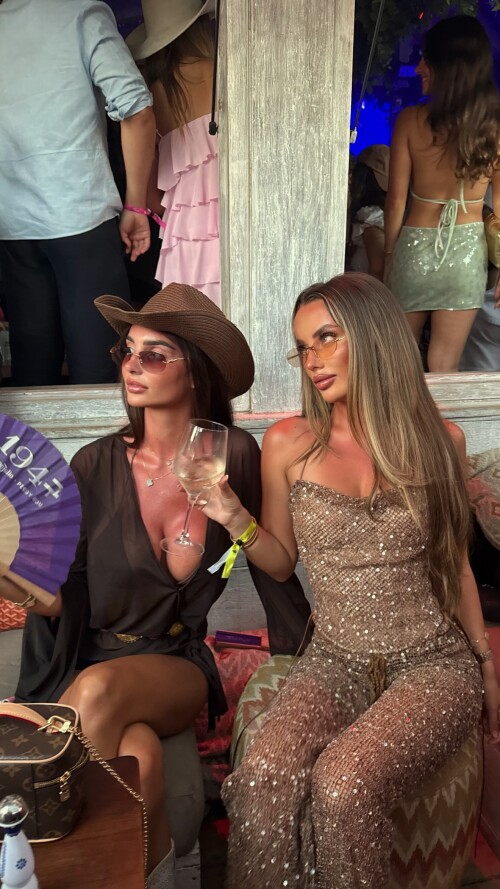 1000532566c3a506355ba58fee