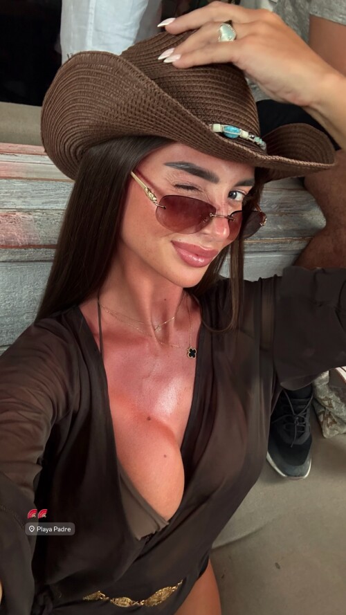 1000532567776e853f9de2445c