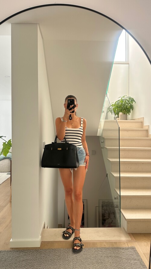 100054023199b07aa37e54325f