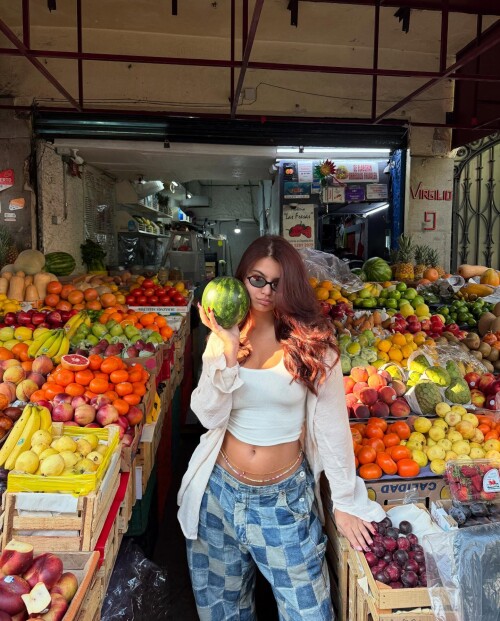 1000550945f6f625ae5f71d389