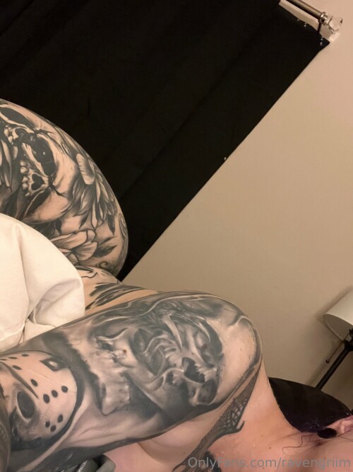 100071434908449b302eec21c2