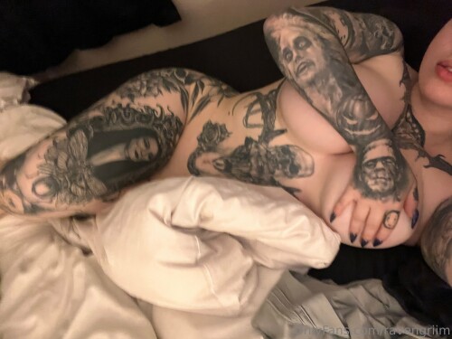 1000714351e42ac4184b8d98de