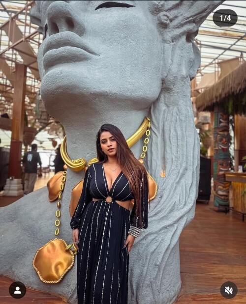 1000738436a5baad6e1a53133c