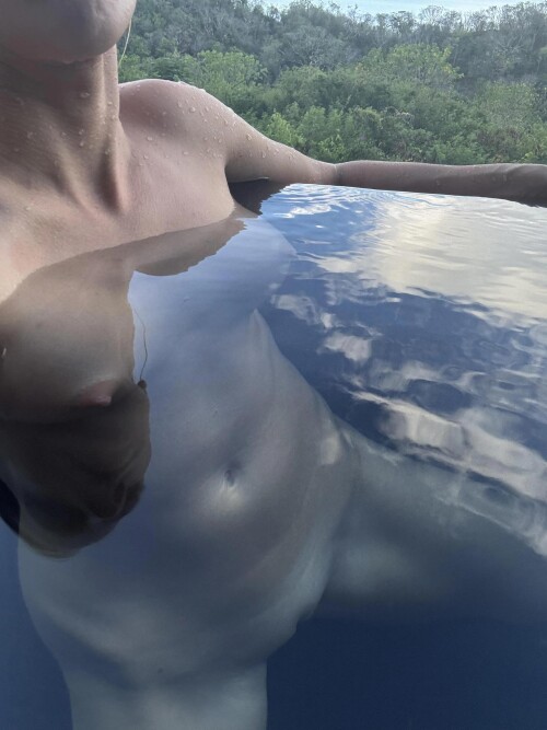 1000909324998f2c5b79c53c35