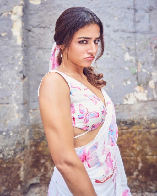 1000994073efb174a8ab406678