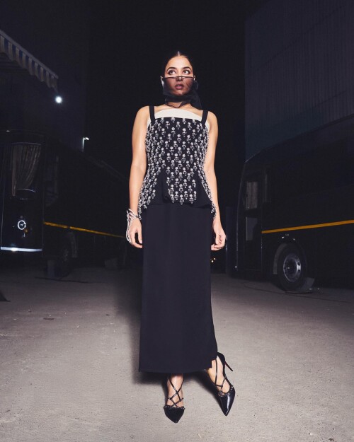 1000994085be4b5129bca538bb