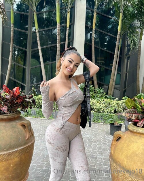 1000x1262 92213a6dffd8799be4767539bfb1ca18