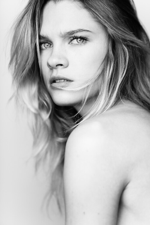 1001011a8f7d6aef304c6