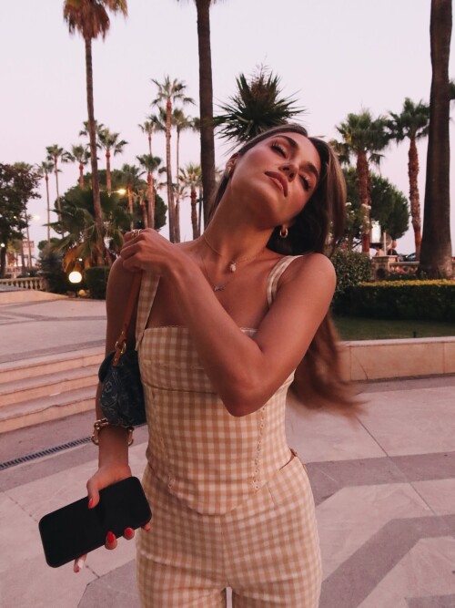 10010782823428d55022ba4b2554630fdc40f8408f