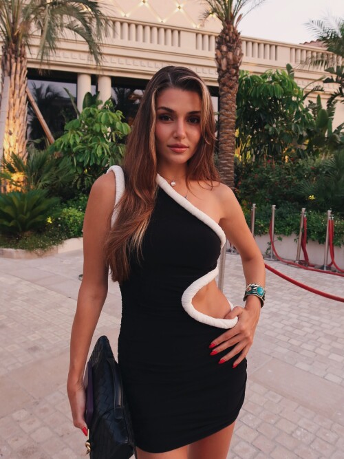 10010782941a95c2c3d56b2ff876ec69fd27a5ad84