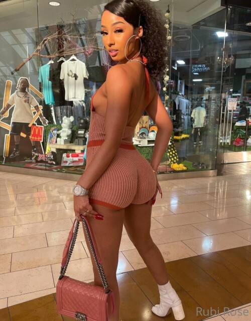 1008x1288 e43108152acaa910cac3b2df5afd59d5