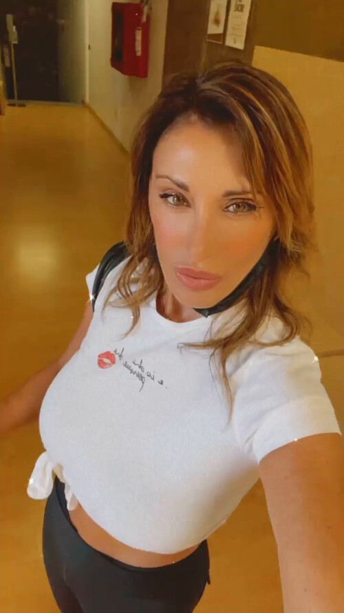 102184953 781684782525926 8895798886019543468 n mp4 e57e1feed4c2a321ff92e2d2e6d2bb76 000