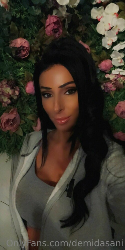 1022x2048 b8606fd1677112e3d5a2e5442d6b144c